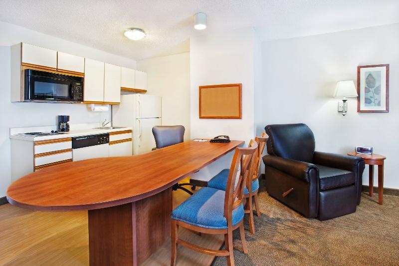 Candlewood Suites Huntersville-Lake Norman Area By Ihg Eksteriør billede